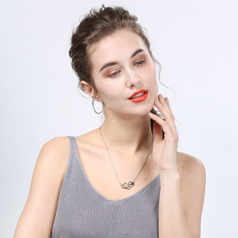 Silver Necklaces for Women Girl Heart Honeycomb Bee Animal Pendant Choker Necklace Jewelry