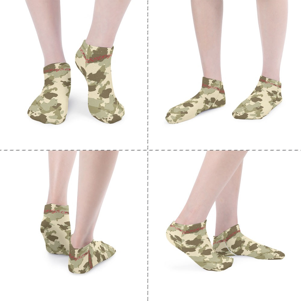 I Kiss Dogs llc Socks