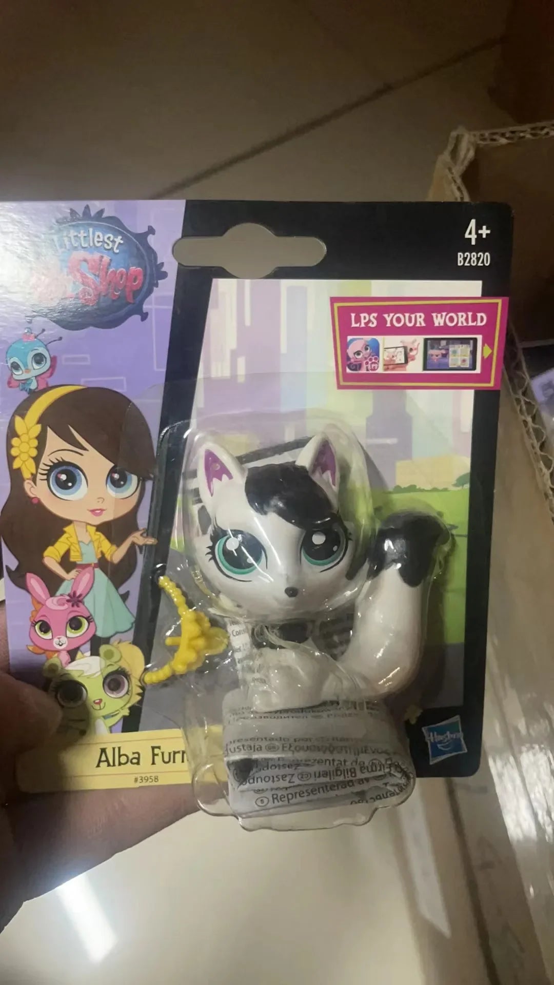 Hasbro Littlest Pet Shop CAT Rare Toy Dolls Stands Short Hair Figures Collection Original Bobble Head Toys for Kids Gifts
