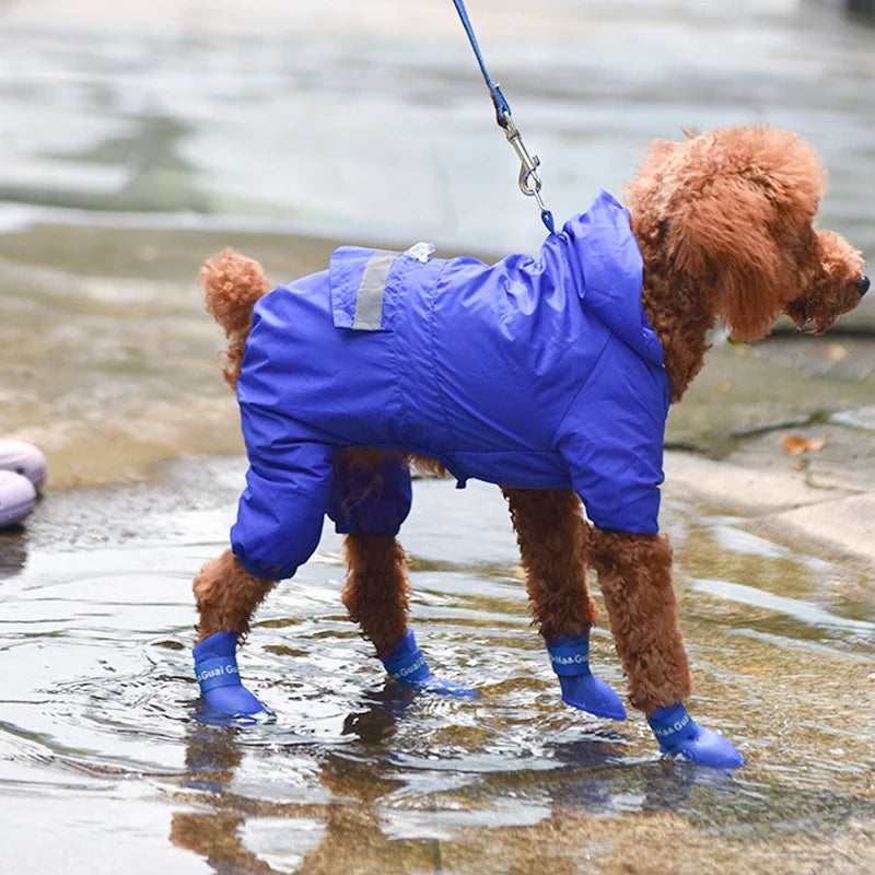 4Pcs/set Pet dog Rain Shoes Dog Booties Rubber Portable Anti Slip Waterproof Dog Cat Rain Shoes Autumn and winter